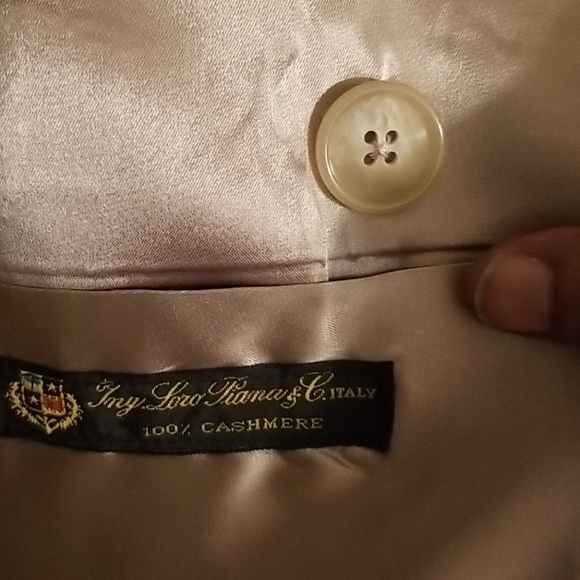 Full length Cashmere Overcoat - Picture 2 of 9